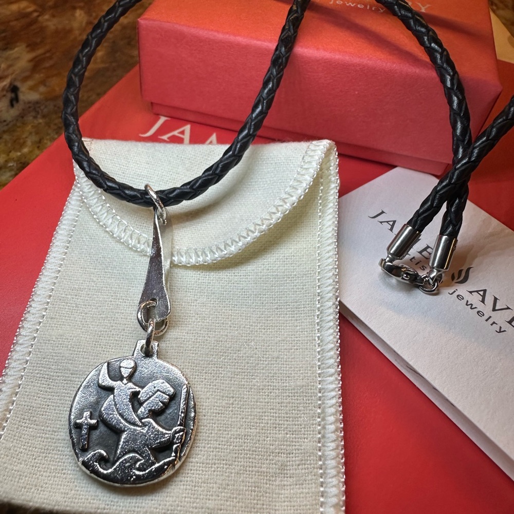 James Avery St. Christopher Keychain/Pendant Medallion-Leather Necklace ❤️❤️